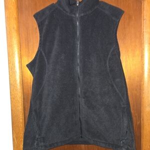 Cabela's Black Women's Vest